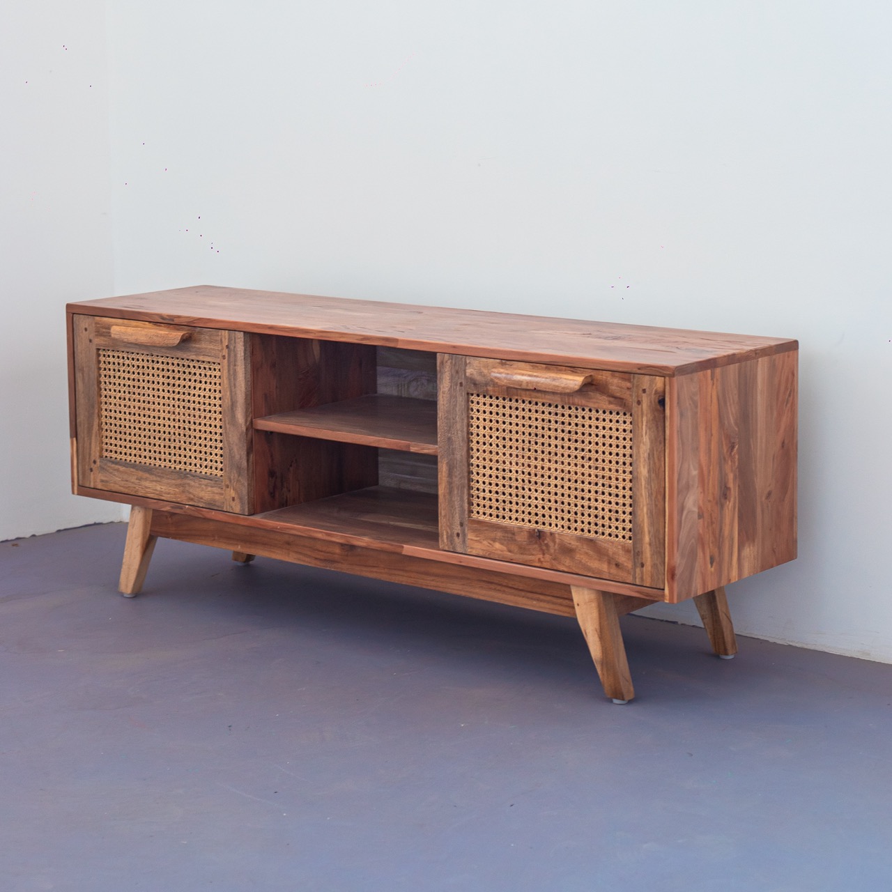 Sunny Vintage TV Unit